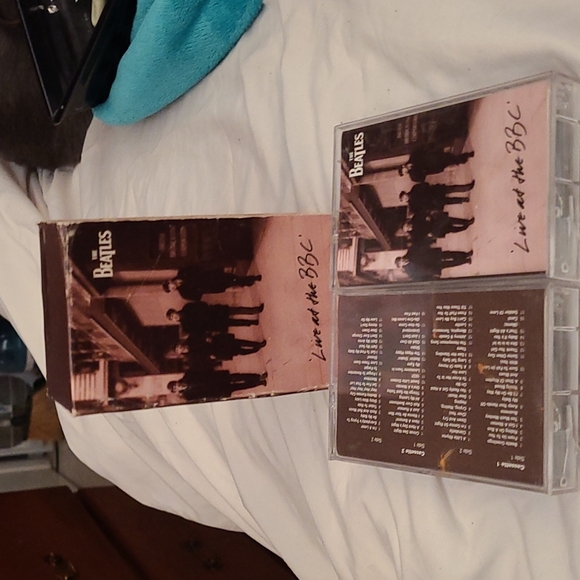 Great condition double cassette Beetle Vol.1 1994 Live at the BBC. - Picture 2 of 3